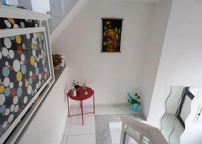 Bobbo House Ii, La Finestra Sugli Scavi