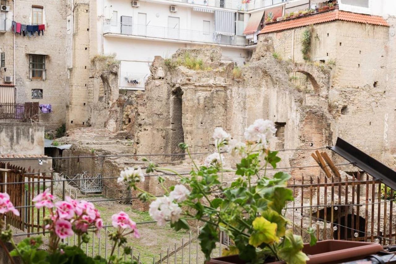 Bobbo House Ii, La Finestra Sugli Scavi